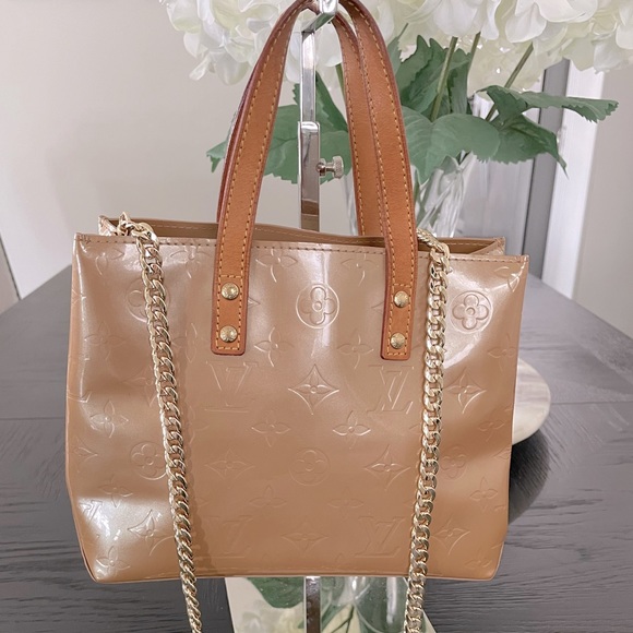 Louis Vuitton Handbags - Louis Vuitton Vernis Beige Reade PM